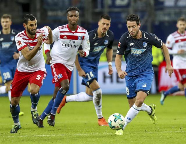 他用敏锐的 他用敏锐的