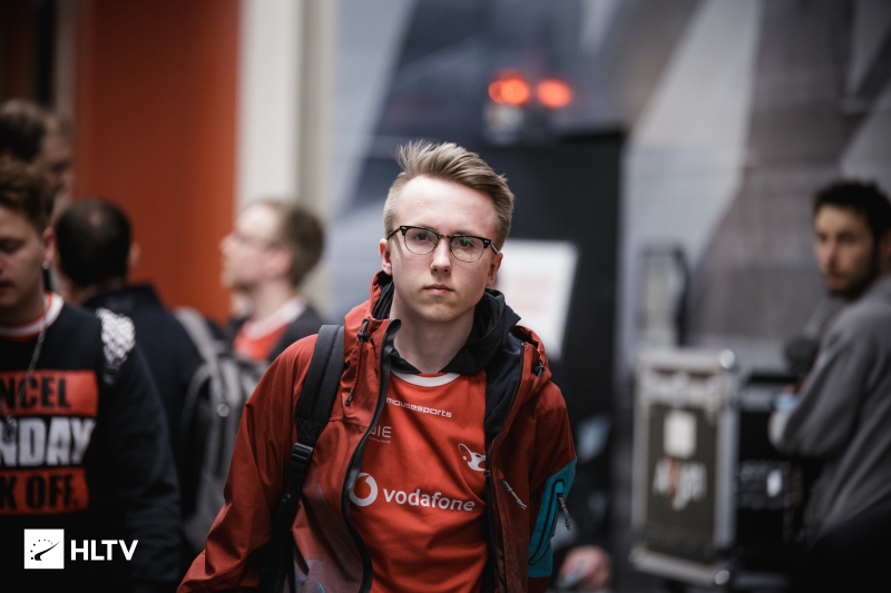 變成碰撞 變成碰撞